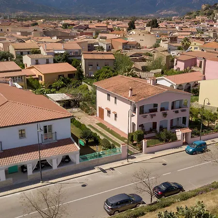 Alberta Отель Пула