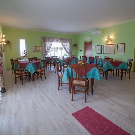 Alberta Hotel
