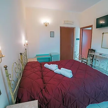 Alberta Hotel