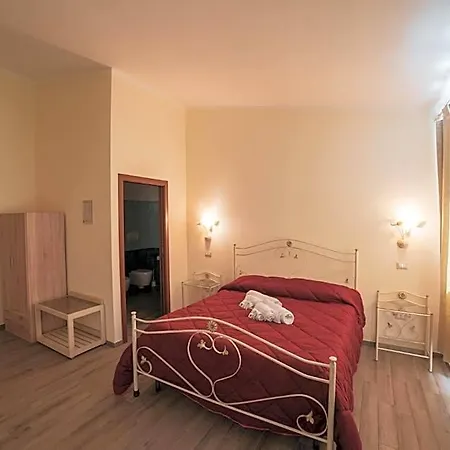 Alberta Hotel 3*