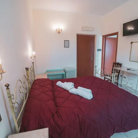 Alberta Hotel