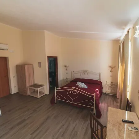 Alberta Hotel