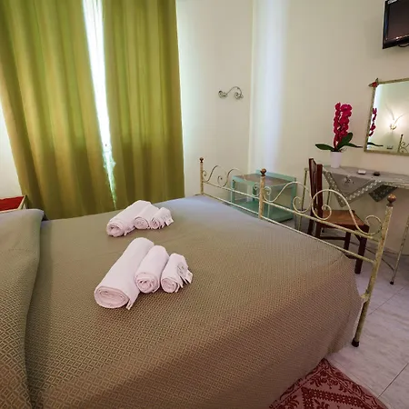 Alberta ホテル プーラ